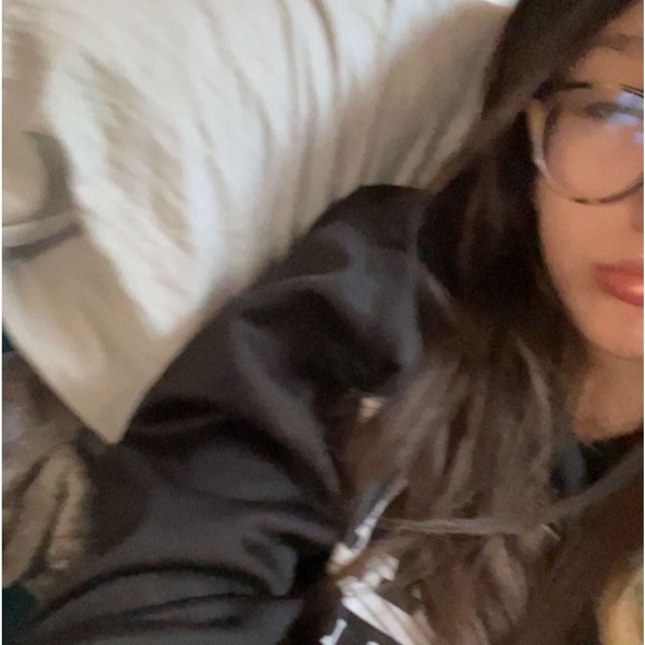 Meet your Posher, Makayla - Picture 1 of 1